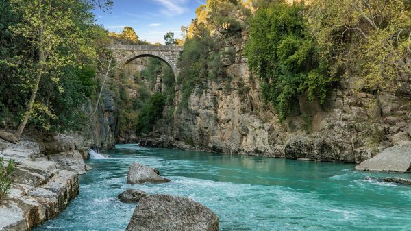 ADLER CANYON & RAFTING TOUR - Image 3